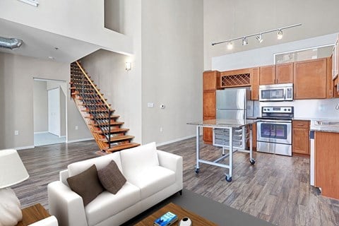 Floor plan for 2 beds, 1 bath, 730 sqft